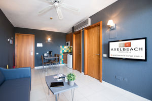 Woonvoorbeeld 2-kamerappartement zwembadzicht