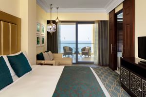 Woonvoorbeeld deluxe kamer met zeezicht