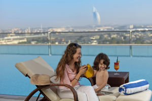 Two Seasons Hotel & Apartments