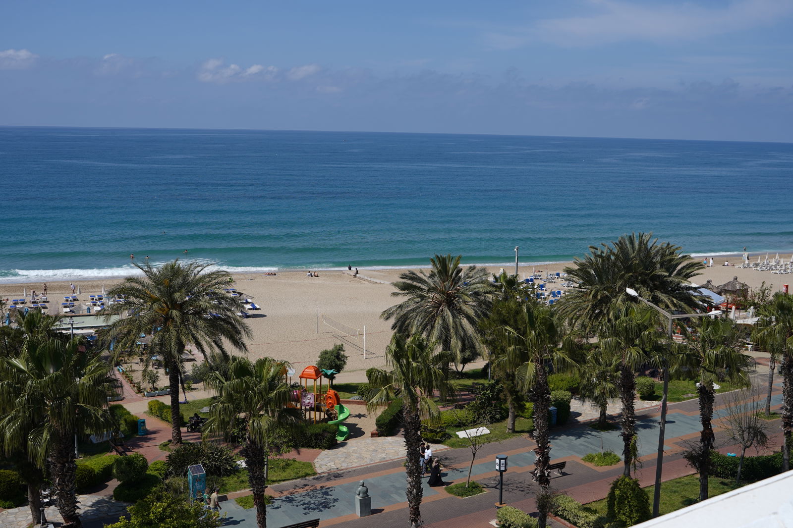 Cleopatra Golden Beach slide 3