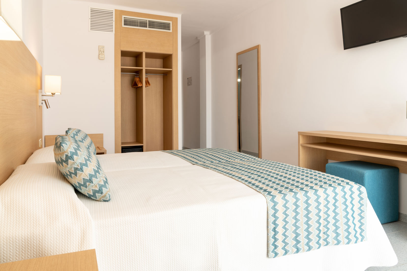 Riutort Hotel slide 4