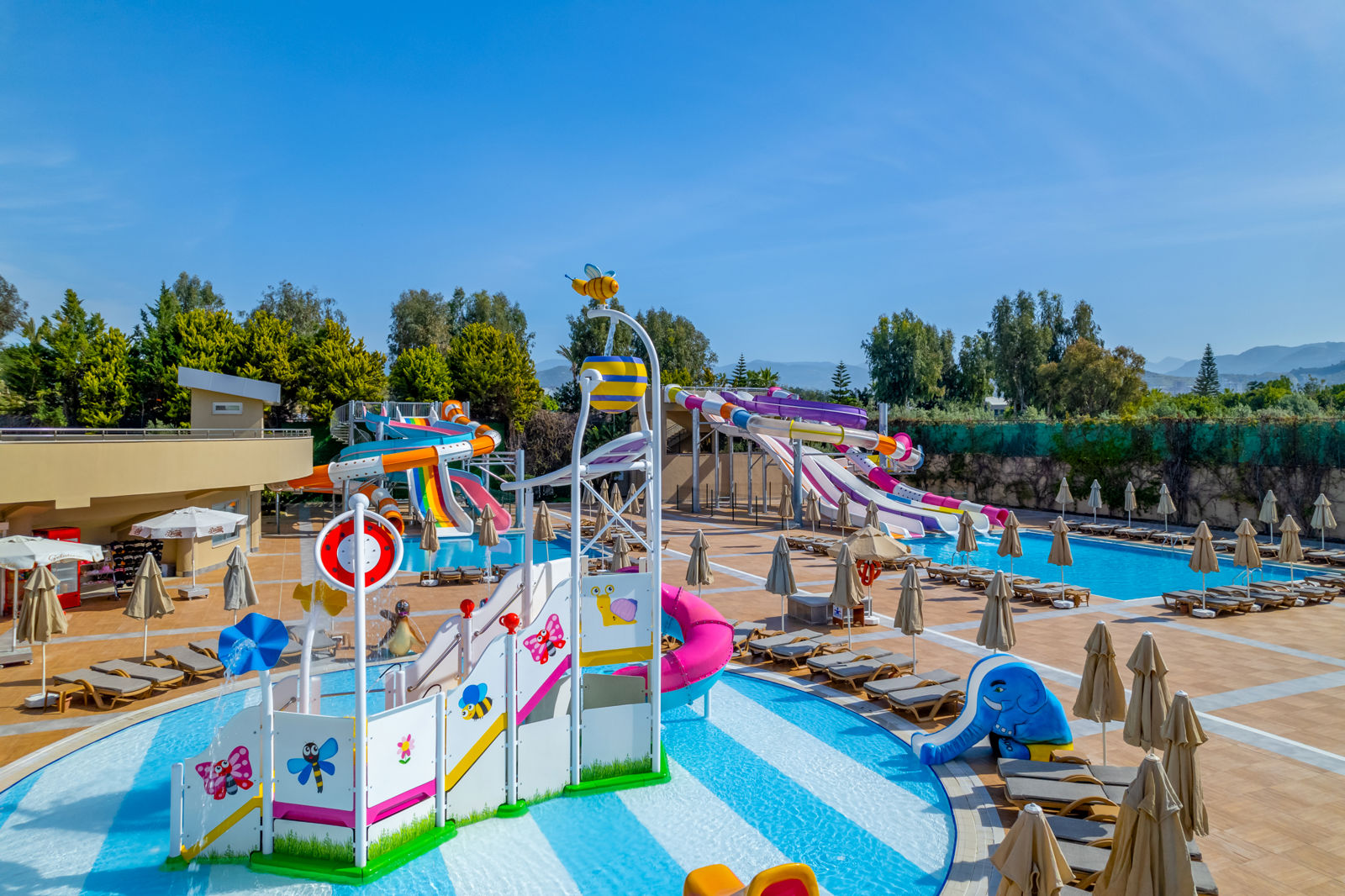 Royal Garden Beach slide 3