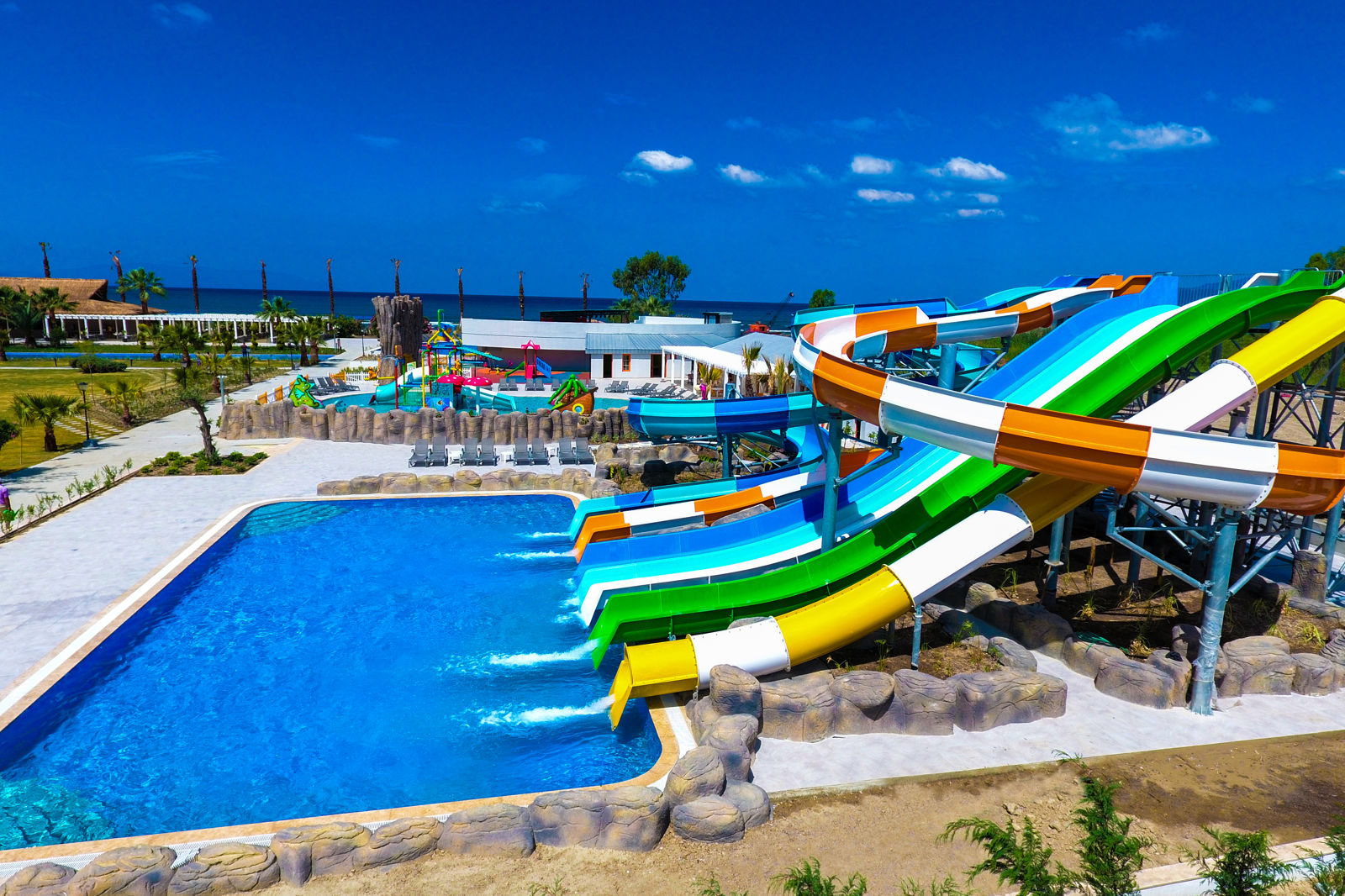 Palm Wings Ephesus slide 4