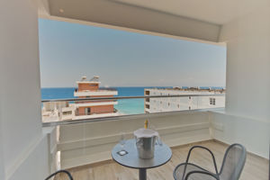 Alexia Premier City Hotel