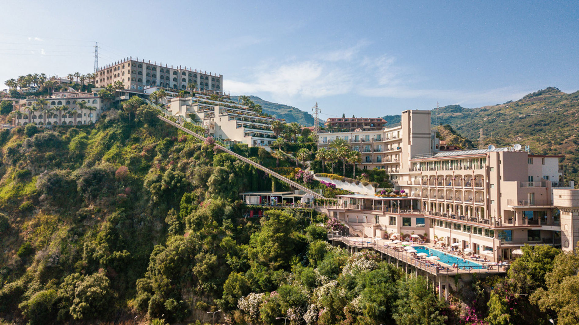 Antares Hotel slide 5