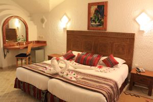 Lella Baya & Thalasso