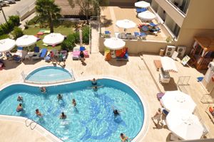 Seaden Sweet Park Hotel