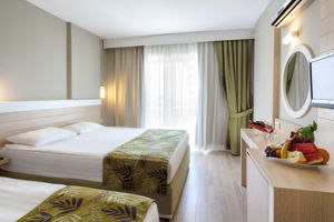 Seaden Sweet Park Hotel