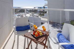 Woonvoorbeeld standaardkamer zeezicht