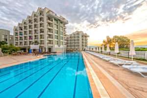 Royal Atlantis Spa Resort