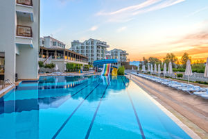 Royal Atlantis Spa Resort