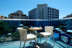 Woonvoorbeeld ruime standaard annexkamer