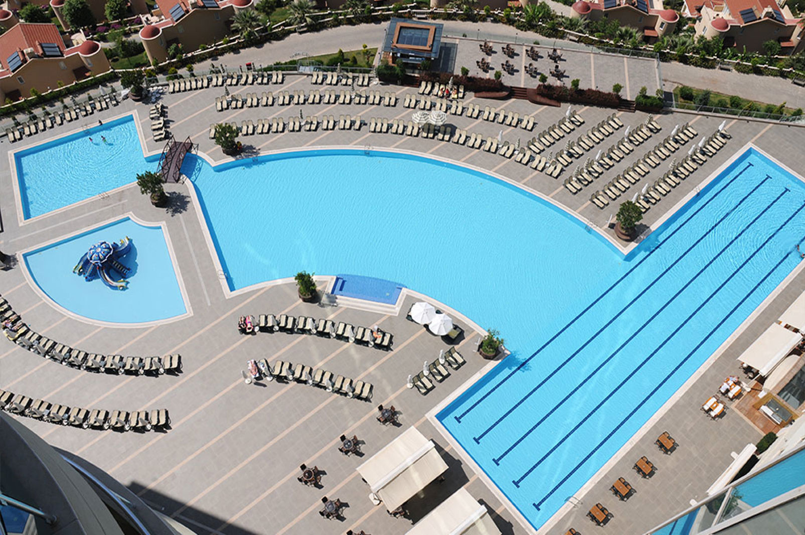 Gold City Hotel slide 2