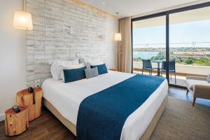 Woonvoorbeeld deluxekamer rivierzicht