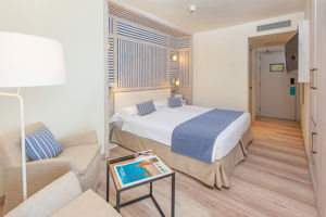 Corallium Beach by Lopesan Hotels