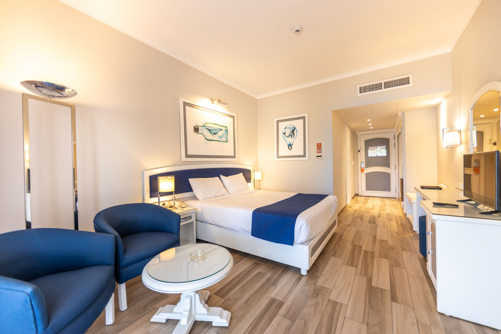 Desert Rose Resort slide 5