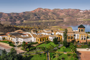 Fly & Go B BOU La Vinuela & Spa