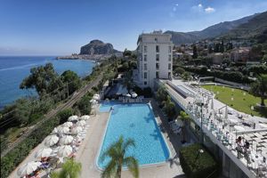 Santa Lucia E Le Sabbie D’Oro