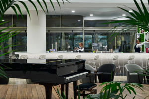 Lobby bar Los Naranjos