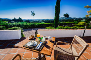 Fly & Go B Bou Cortijo Bravo