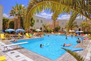 Margriet Lezersaanbieding Meropi Aparthotel