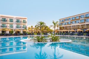 AP Cabanas Beach & Nature