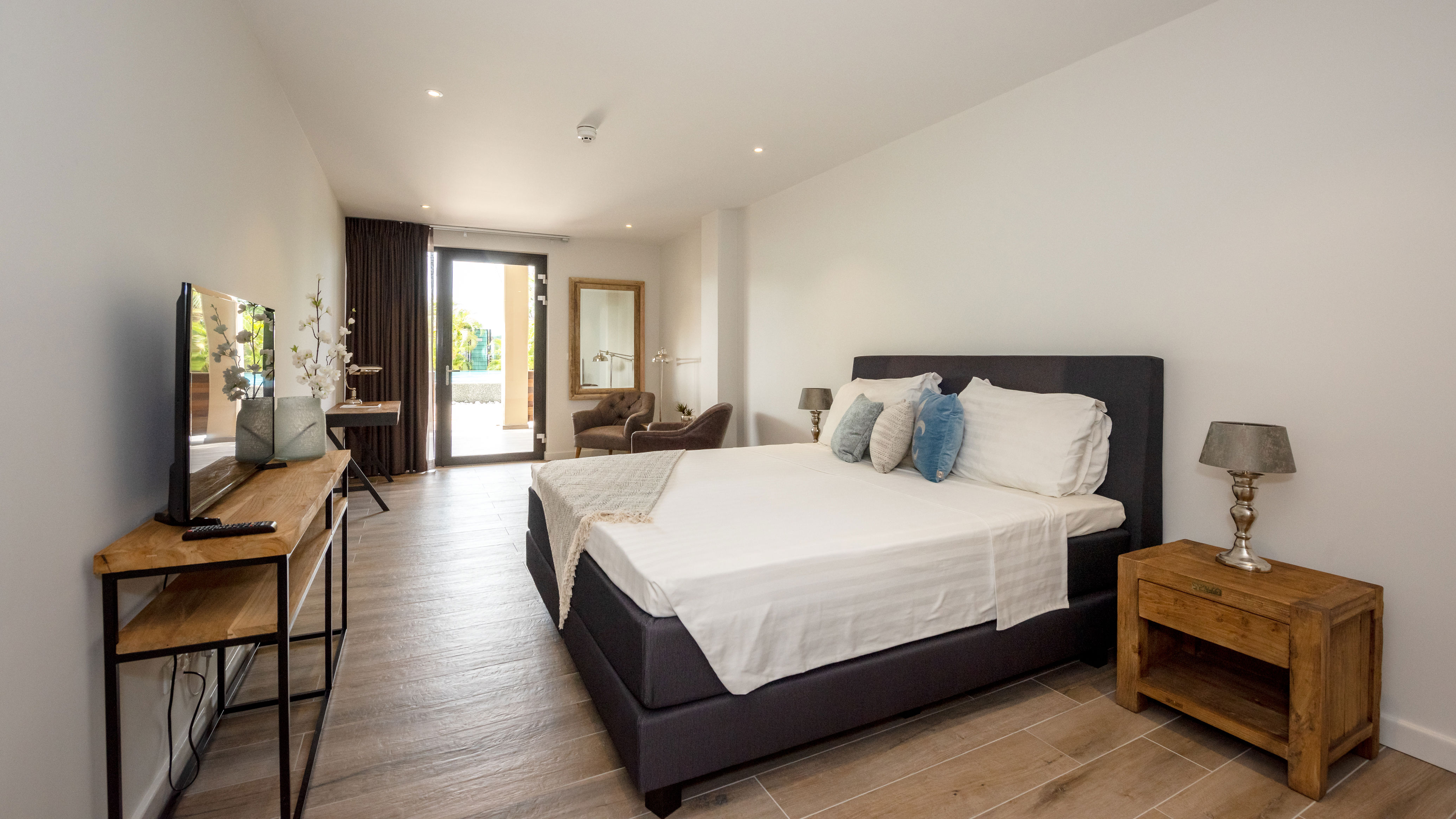 Fly & Go The Kontiki Beach House