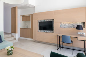 Woonvoorbeeld suite met tuinzicht