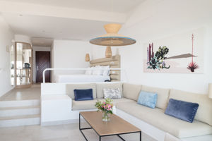 Plus Fariones Suite Hotel