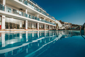 Servatur Casablanca Suites & Spa