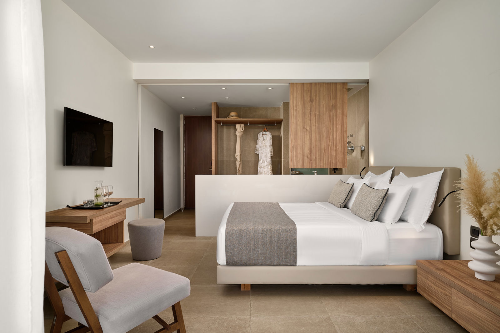 Gennadi Grand Resort slide 2