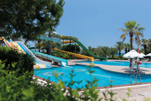 Paloma Oceana Resort