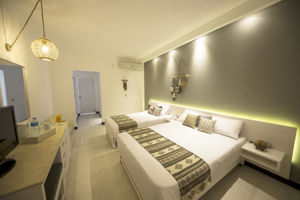 Woonvoorbeeld standaard 2-persoonskamer zijzeezicht (Triple Trouble)