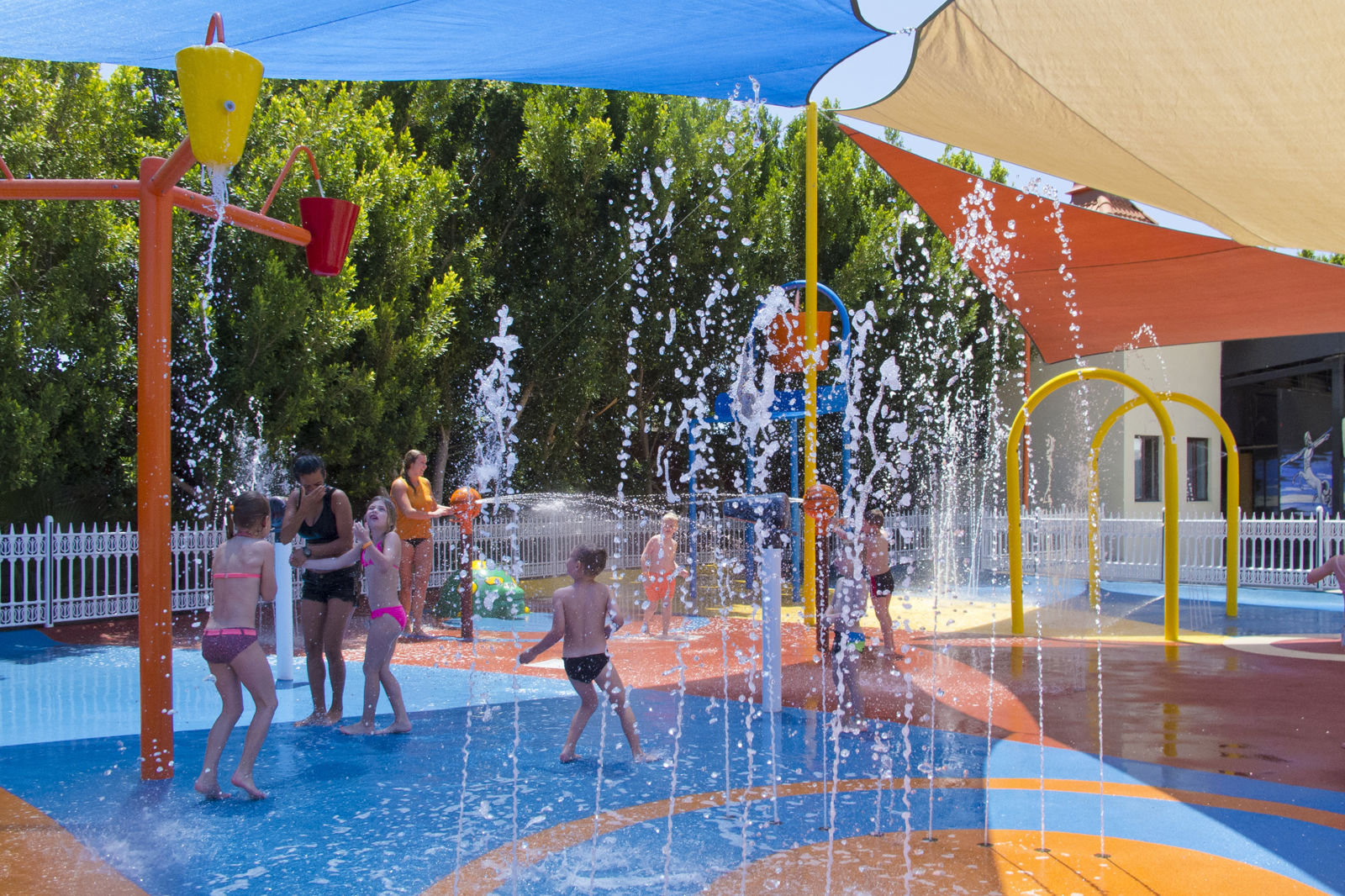 Side Mare Resort slide 4