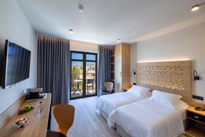 Atlantis Beach Hotel