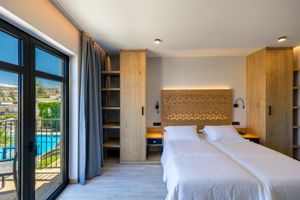 Atlantis Beach Hotel