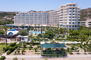 Pegasos Beach & Deluxe Resort