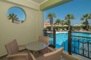 Woonvoorbeeld Junior Suite Swimup