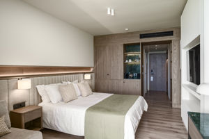 Woonvoorbeeld standaardkamer hoofdgebouw zeezicht of zeezijde