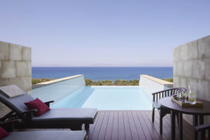 Woonvoorbeeld suite met privÃ© zwembad en zeezicht