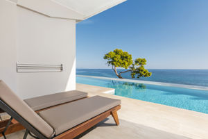 Woonvoorbeeld swimup kamer