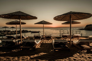 Makai Resto Bar (extern)