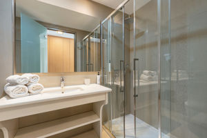 Alexandra Beach Resort & Spa