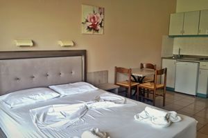 Sea Front Hotel & Appartementen