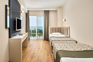 Seaden Sea World Resort & Spa