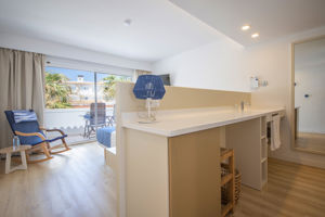 Woonvoorbeeld superiorkamer en superiorkamer zeezicht