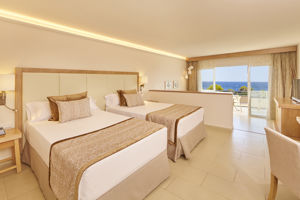 Blau Porto Petro Resort