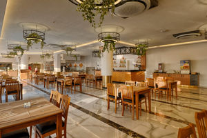 restaurant hotel Grand Uysal