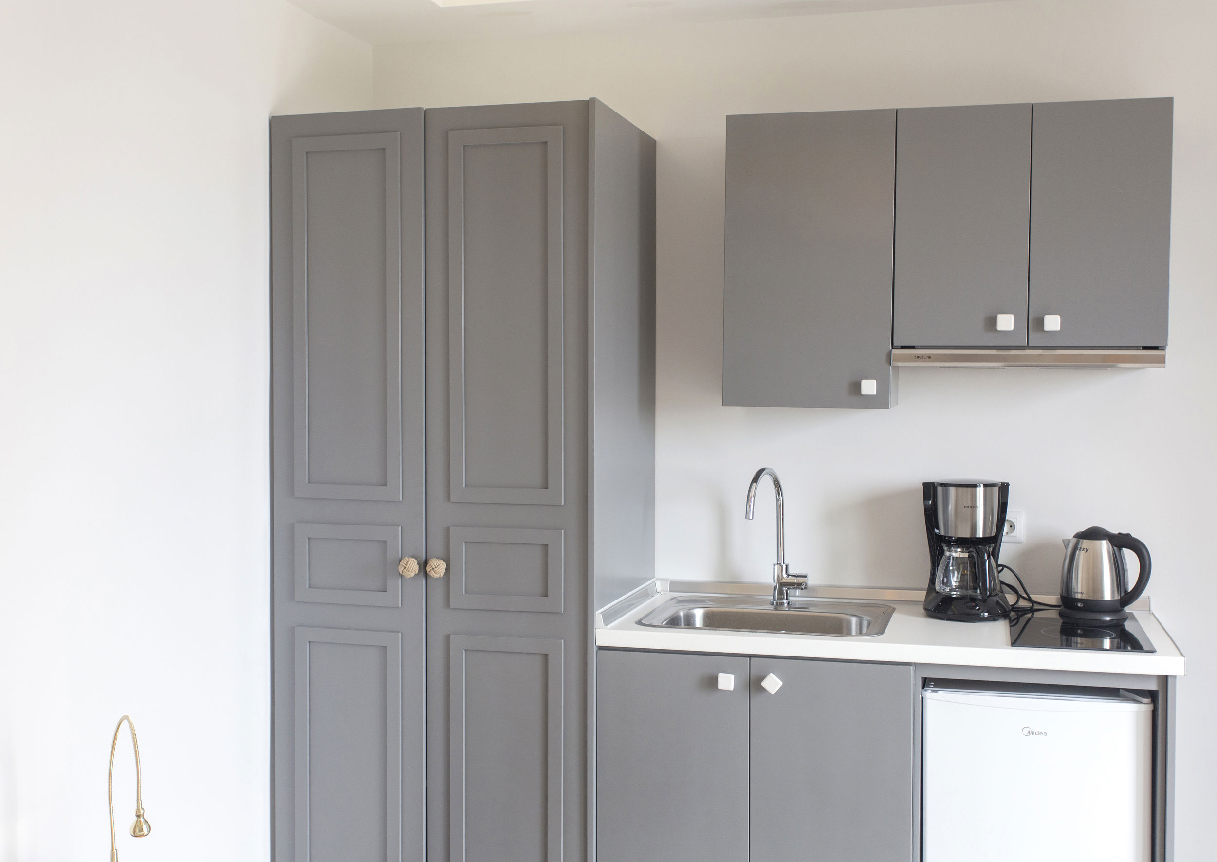 Golden Bay Suites & Maisonettes