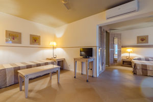 Woonvoorbeeld junior suite standaard zijzeezicht